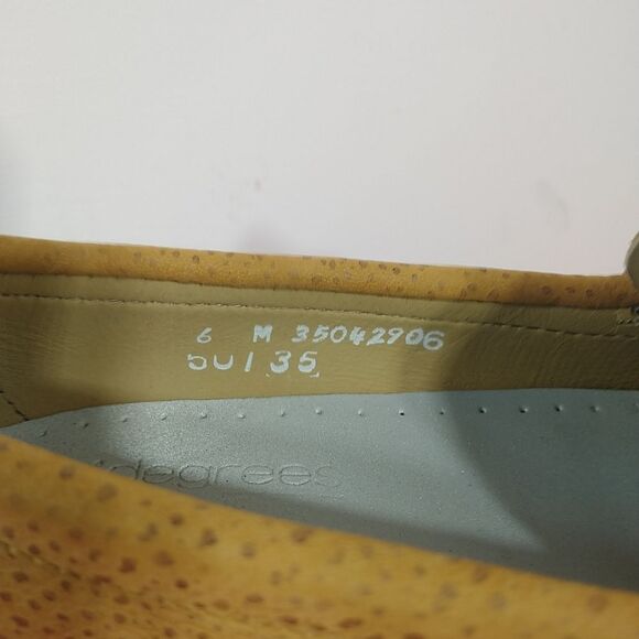 Sebago Women's SZ 6M Leather Brown/Tan Classic Penny Loafer Flat - Picture 2 of 9